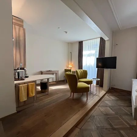 Platzhirsch - Downtown Boutique & Sushi Lounge Hotel Zurich