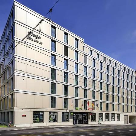 Ibis Styles Center
