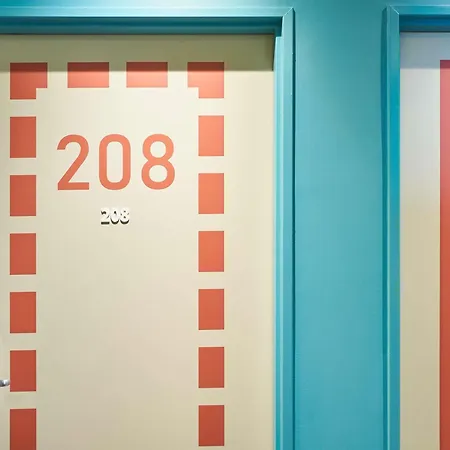 Ibis Budget West