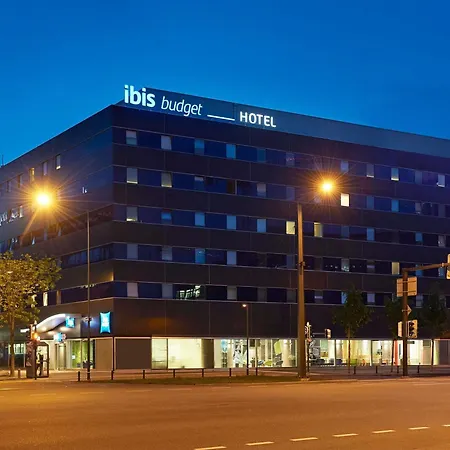 Ibis Budget West *