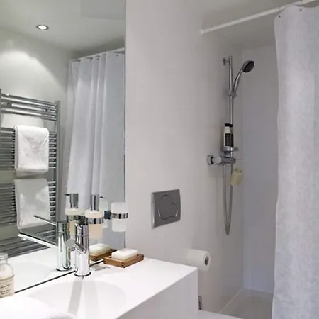 Visionapartments Binzmuehlestrasse 50 - Self Check-in Apartment Zurich