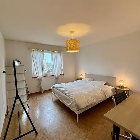 Simple And Cozy Flat In Apartment *