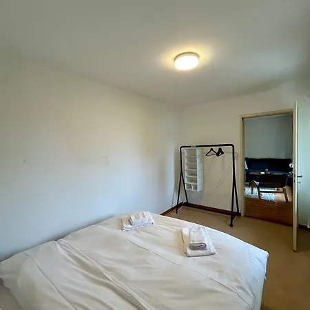 Apartment Schwandenwiesen 26, 8052 Switzerland *