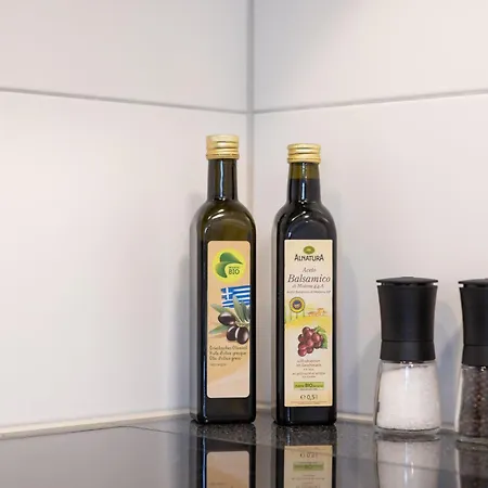 Stayy Nº7 & - Premium 24h Self Check-in 3* Zürich
