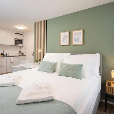 Stayy Nº7 & - Premium 24h Self Check-in Zürich