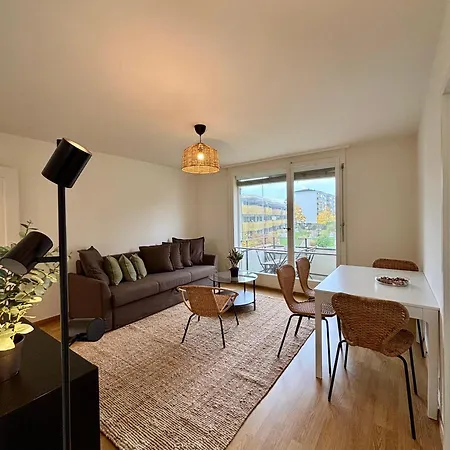 Apartment Simple And Comfortable In *