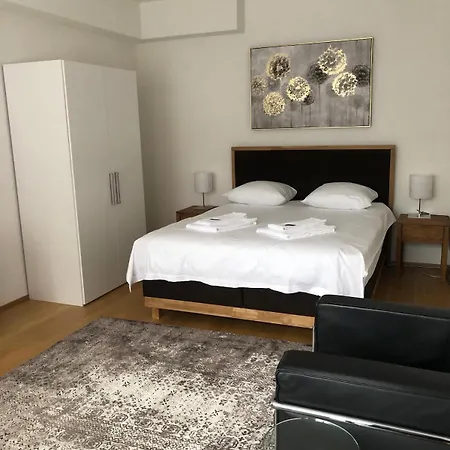Apartment 1br In The Trendiest District Of The - West 14 *