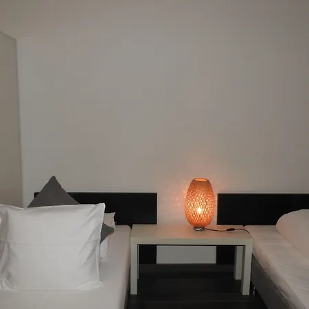 Inside Five Aparthotel 3*