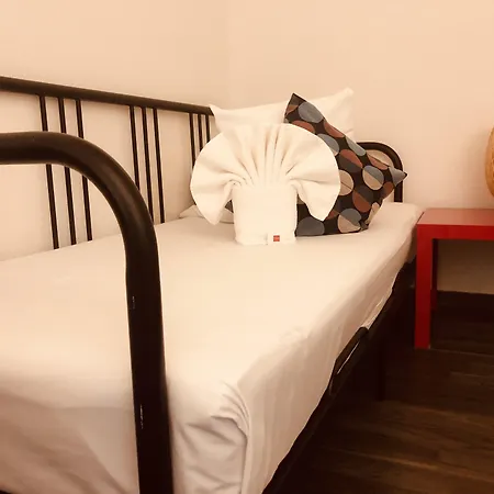Inside Five Aparthotel Zurich