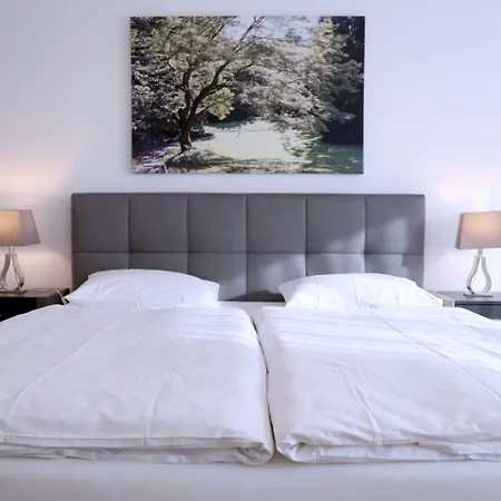 - Forchstrasse Apartment