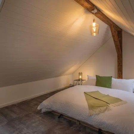 Loewenplatz Near Station By Airhome Apartment