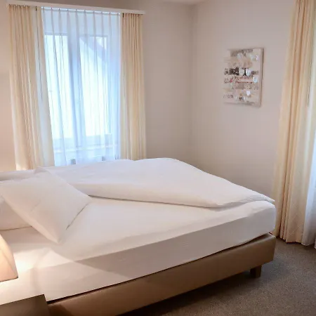 Familie Hugenschmidt Hotel Zurich
