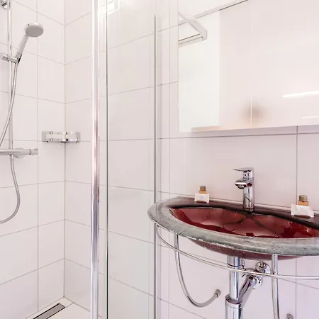 Iq130 Aparthotel Zurich