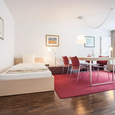 Ema House Serviced Superior Seefeld * Zurich
