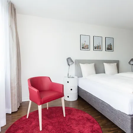 Ema House Serviced Superior Seefeld Apartment