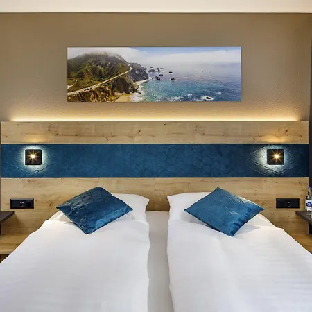California Hotel