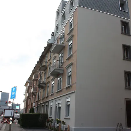 Apartment Swiss Star Oerlikon Lodge - Self Check-In *