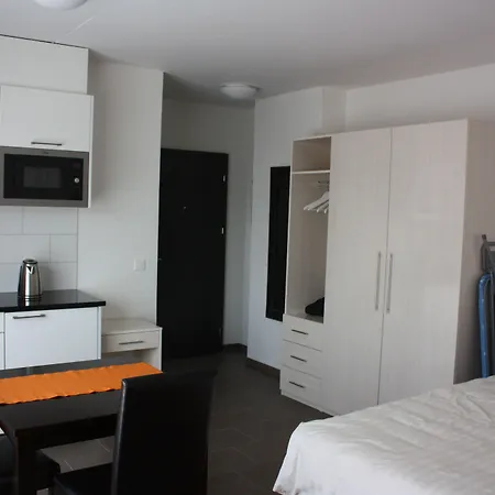 Apartment Swiss Star Oerlikon Lodge - Self Check-In