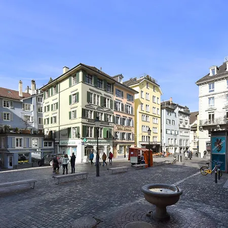 Hirschen Hotel 3*