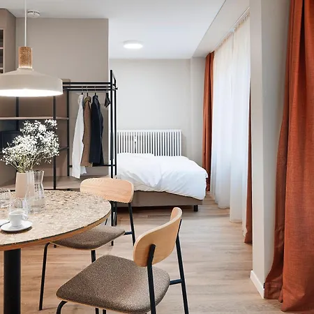 Sunday Aparthotel