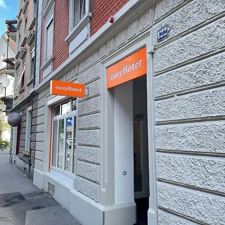 Hotel Easyhotel Limmatplatz 2*