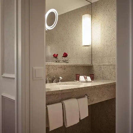 Hotel The Dufour By Schweizerhof 5*