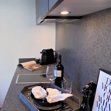 Cosmopolitan Seefeld Apartment