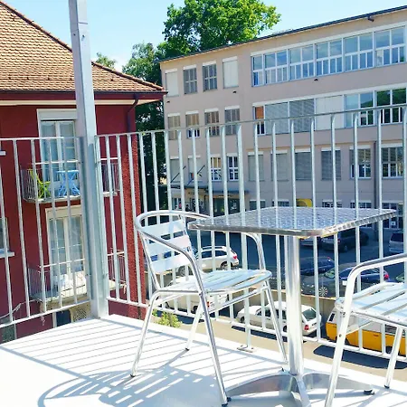 Hitrental Letzigrund - Apartment Zurich