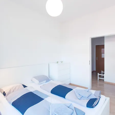 Hitrental Seefeld - Kreuzstrasse Apartment Zurich