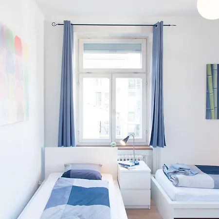 Hitrental Seefeld - Kreuzstrasse Apartment Zurich
