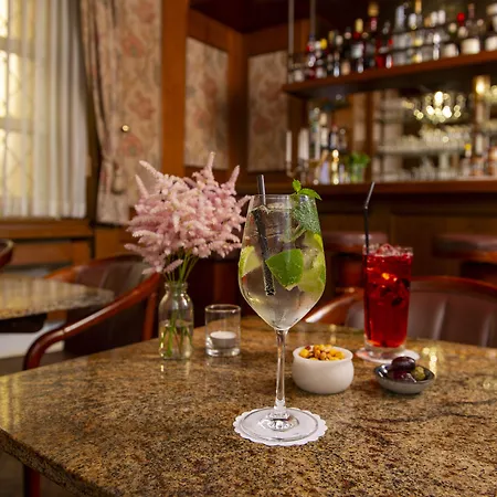 Hotel Mercure Stoller 4*