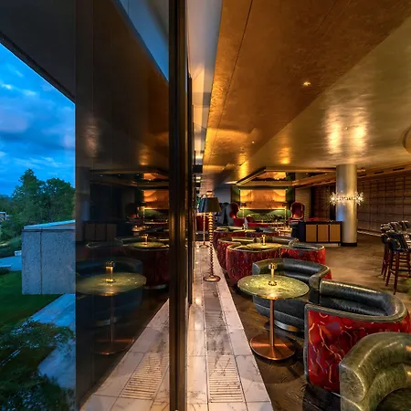 Five - Luxury Zürich