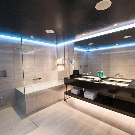 Five - Luxury Zürich
