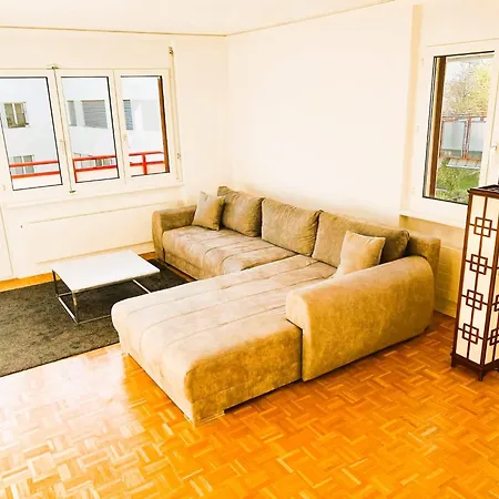 Large Flat With Balcony In Zurich, Kars Inn *