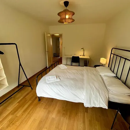 Basic & Comfy On Langgruetstrasse Apartment