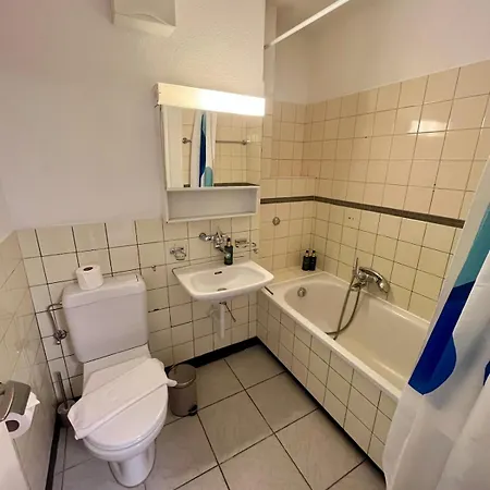 Basic & Comfy On Langgruetstrasse Apartment Zurich