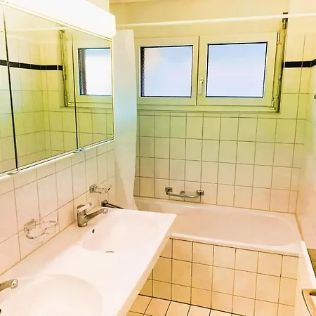 Large Flat With Balcony In Zurich, Kars Zürich