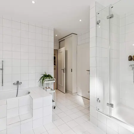 Apartment Old Town Gem By Grossmuenster Ac Free Parking Zurich
