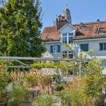 Apartment Old Town Gem By Grossmuenster Ac Free Parking