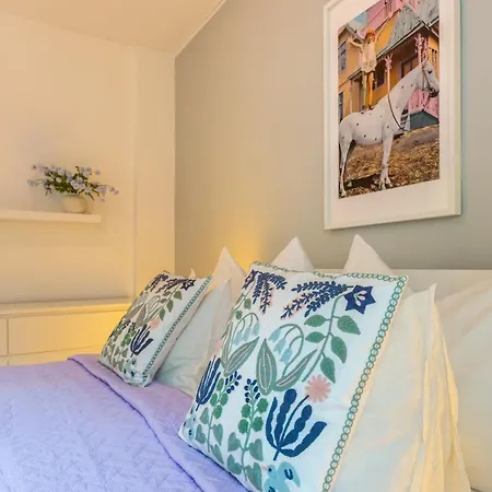 Apartment Family Flat - Unterstrass