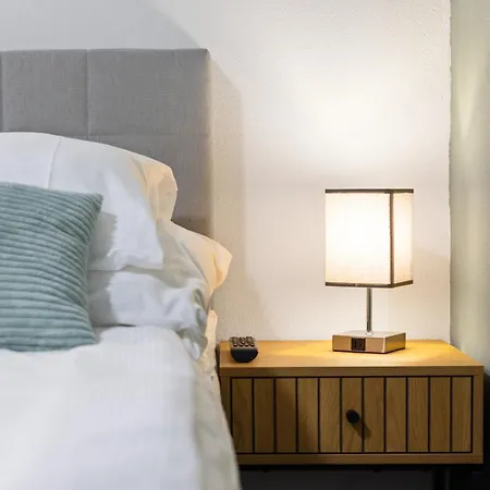 Stayy Nº7 & - Premium 24h Self Check-in Aparthotel
