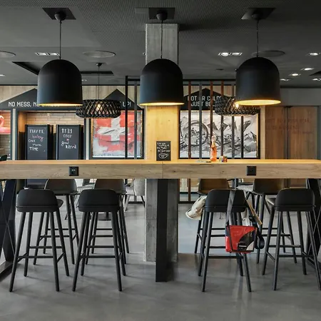 Moxy Zurich