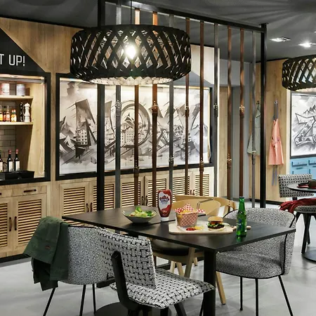 Moxy 3* Zurich