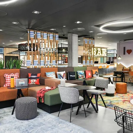 Moxy Hotel Zurich