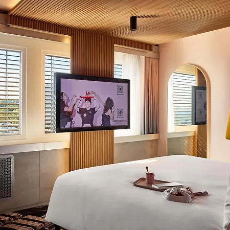 Hotel Mama Shelter