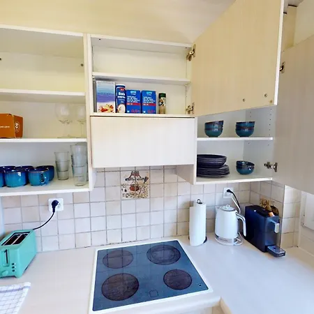 Apartment Practical Near Seebach Zürich