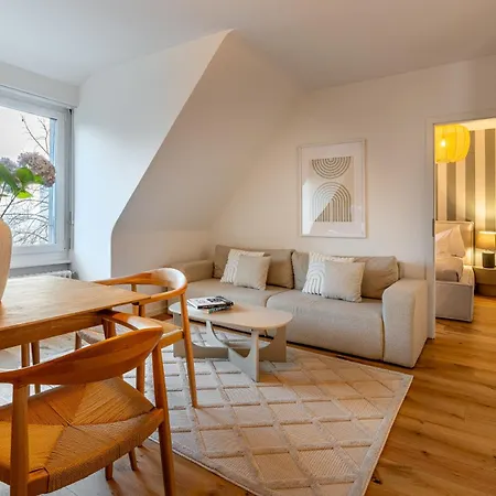 Vertical Suite - Zuerich Apartment *