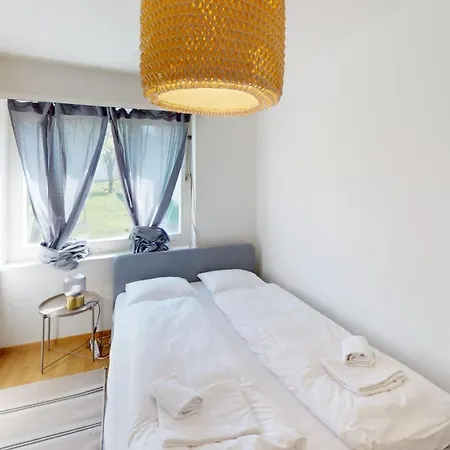 Apartment Functional With Balcony