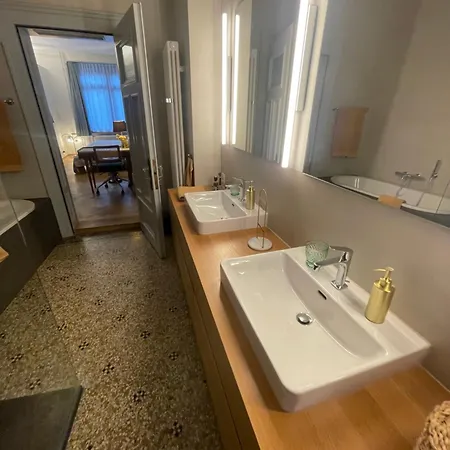 Exclusive Next To Main Station Apartment *