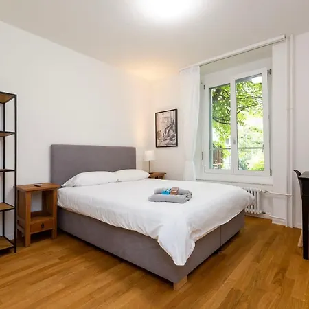 Kaya 1a * Zurich